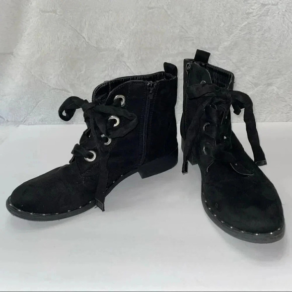 New Edition 7.5 black laced ankle boots - Picture 4 of 8
